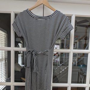 Black and white T-shirt dress size small